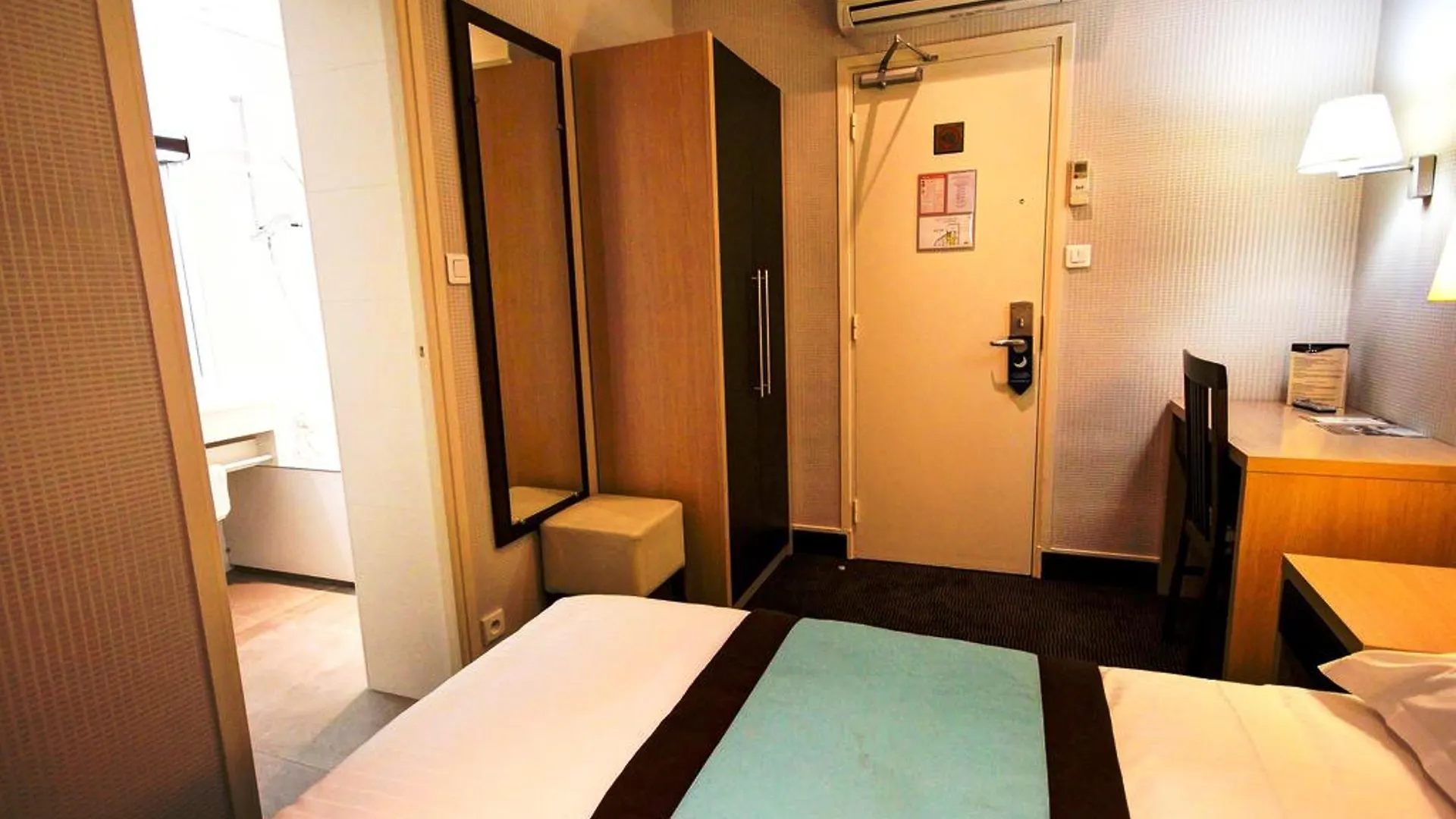 Hotel Des Trois Gares Paříž