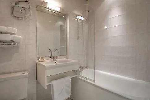 Hotel Des Trois Gares 3*