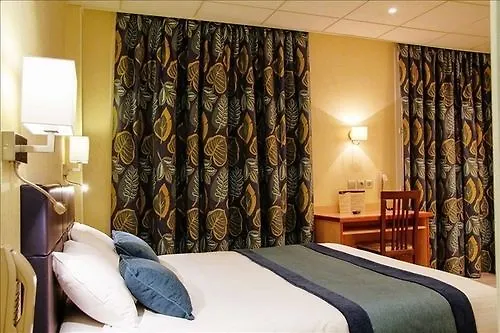 Des Trois Gares Otel 3*