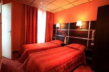 Otel Des Trois Gares