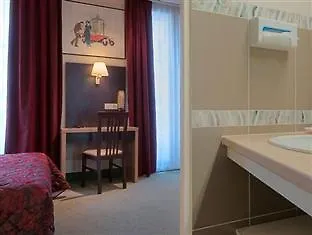 デ トロワ ギャレ ホテル