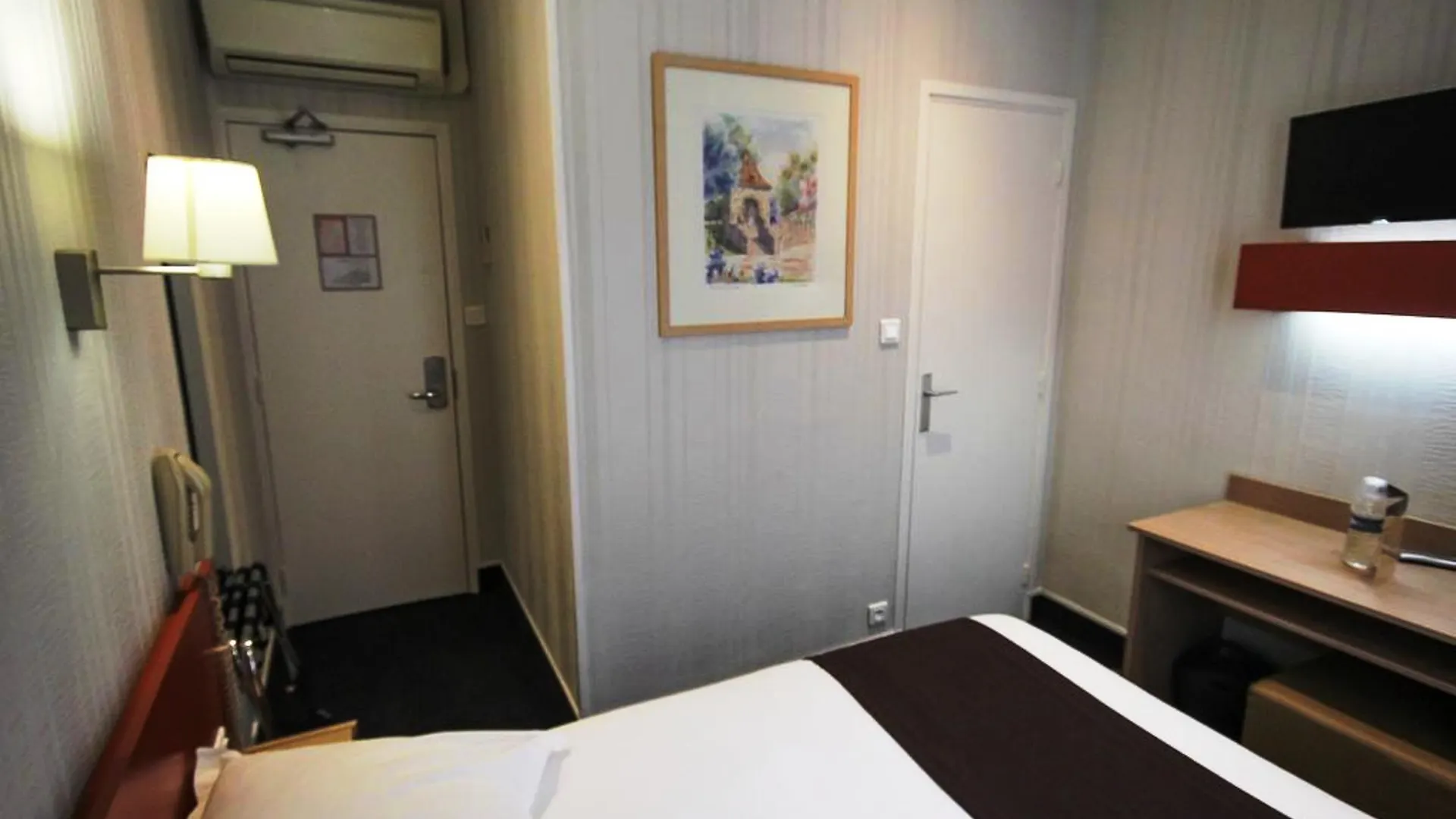 Des Trois Gares Hotel Paris
